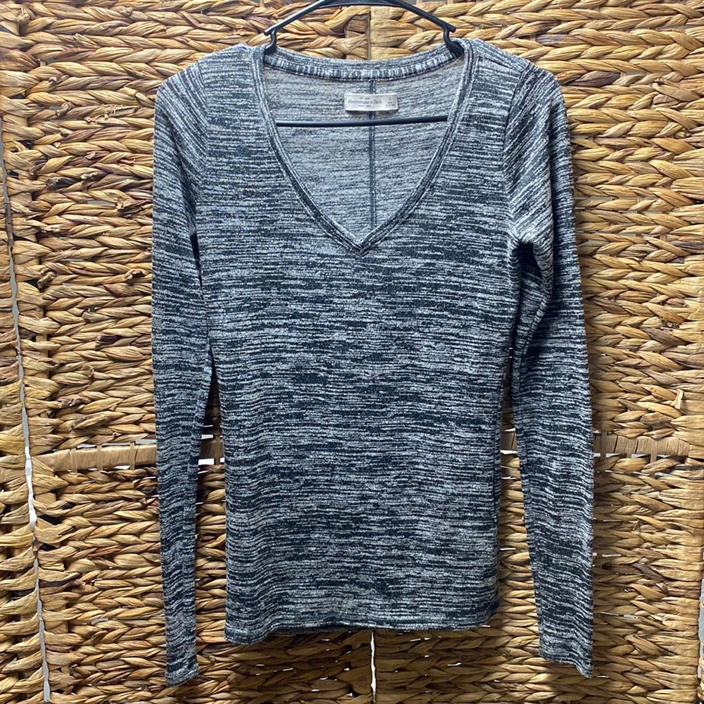 NWOT Abercrombie & Fitch Long Sleeve.